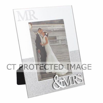 Glitter Mirror Mr & Mrs 5x7 Inch Frame